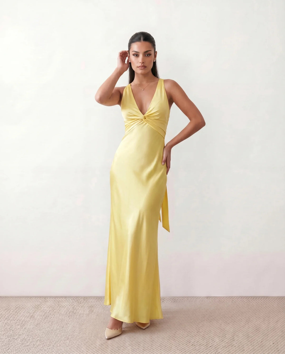 Vendula V-Neck Backless Maxi Dress