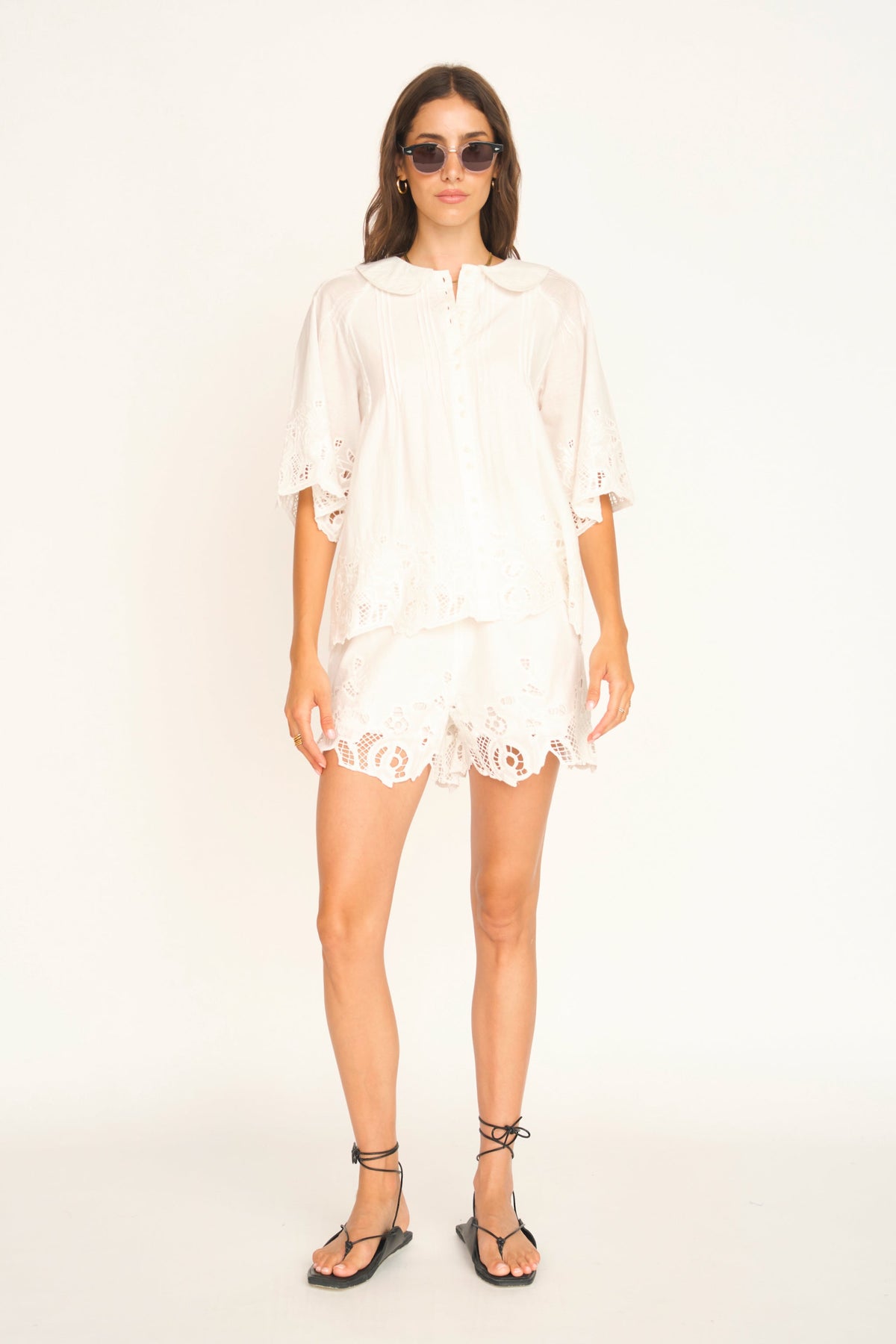 Kerala Short Sleeved Blouse in White Embroidered Deco